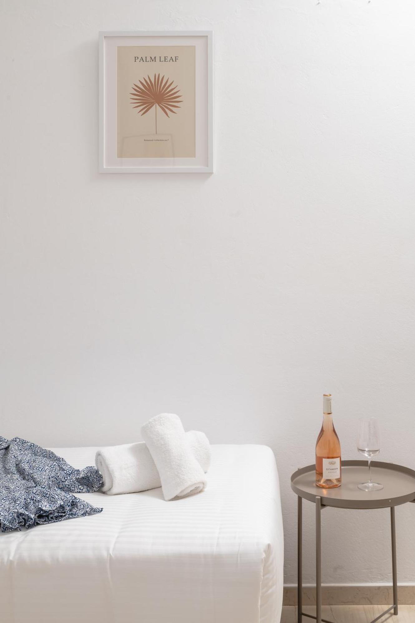 Thelesi Apartments Stalós Extérieur photo
